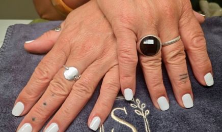 Signature - Ongles aux Carmes  : Manucure à Toulouse