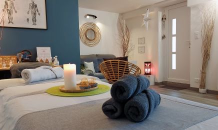 SANTOLINE Massage - Shiatsu - Massages bien-être : Institut de beauté à Montamisé