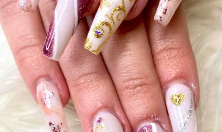 Bang Nails - République : Coiffeur à Nîmes