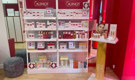 Guinot Jouffroy D'abbans  : Manucure à Paris