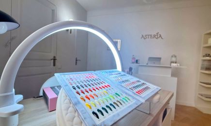 Asteria Nails : Manucure à Aix-en-Provence