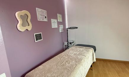 INSTANT BEAUTE BY CHLOE : Manucure à Saint-André-de-l'Eure