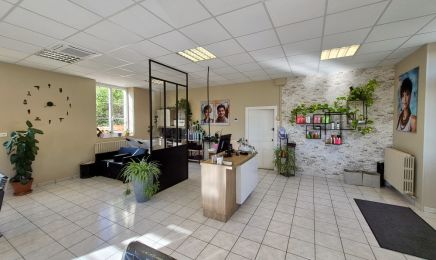 Comme chez soi : Coiffeur à Saint-Bonnet-en-Bresse