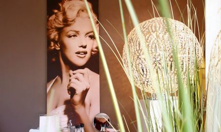 MA PLACE Coiffeur & Yoga: Nagelstudio in Dortmund
