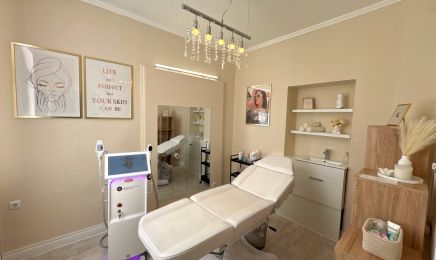 Golden Hair & Beauty : Kosmetikstudio in Frankfurt am Main