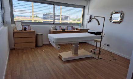 Éclat permanent : Manucure à Saint-Christol-lez-Alès