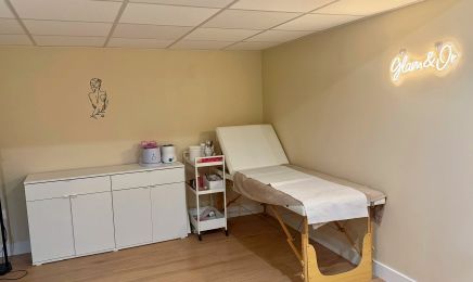 Glam & or : Coiffeur à Poulx