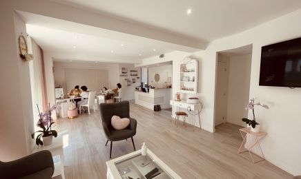 POz Manucure  : Institut de beauté à Mezzavia