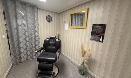 IIlumin’hair  : Barbier à Le Donjon
