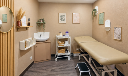 Institut Émilie Beauté  : Manucure à Saint-Aubin-de-Médoc