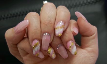 Vanness Beauty Studio  : Manucure à Strasbourg