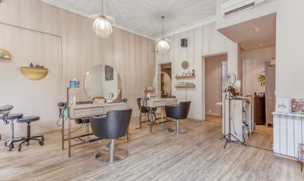La Couleur by Caroline : Coiffeur à Antibes