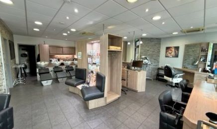 La parenthèse : Coiffeur à Montbéliard