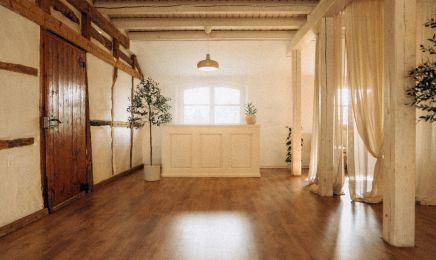 SOMA- Holistic Beauty Concept: Nagelstudio in Korschenbroich