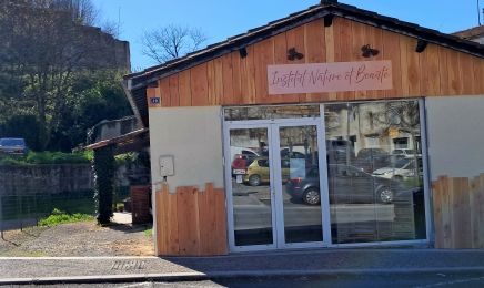 Nature et Beauté : Manucure à Montguyon