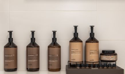 LANA B.  : Coiffeur à Levallois-Perret