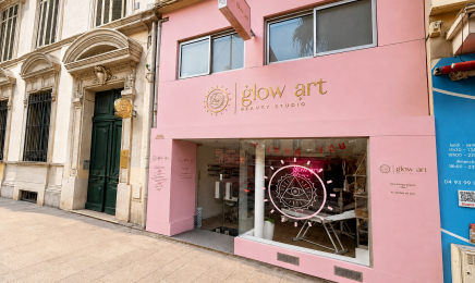Glow Art Beauty Studio (strass dentaire) : Institut de beauté à Cannes