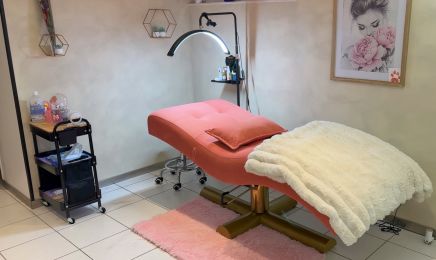 Beauty Lashes Studio  : Manucure à Vellefrey-et-Vellefrange