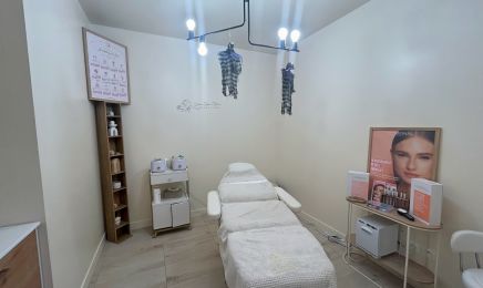The secret Of Beauty : Manucure à Meudon La Forêt 