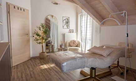 Pure Beauty by Laura: Kosmetikstudio in Zwiesel