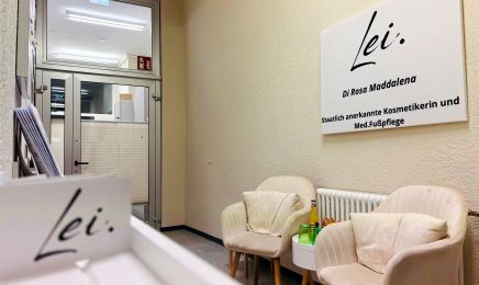 Lei. Professional - Dirosa Maddalena: Kosmetikstudio in Nürtingen