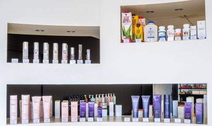 Bloom Centre de beauté : Manucure à Objat