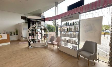 Jasmine Beauty - Institut de beauté - Coiffure : Coiffeur à Morsang-sur-Orge