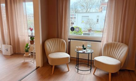 Juicy Nails Dortmund: Nagelstudio in Dortmund