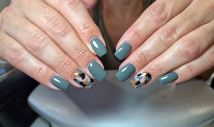 Nails by Marina : Coiffeur à La Salvetat-Saint-Gilles