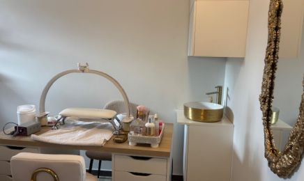 MD Hair Beauty : Manucure à Colfontaine