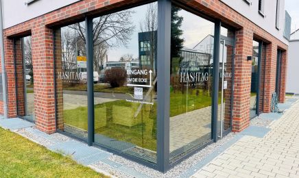Hashtag Tash & Michelle: Kosmetikstudio in Pfullingen