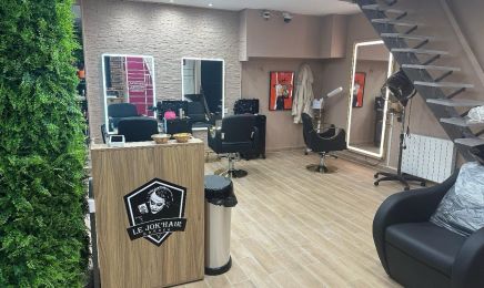 Le Jok’Hair Barber : Institut de beauté à Paris
