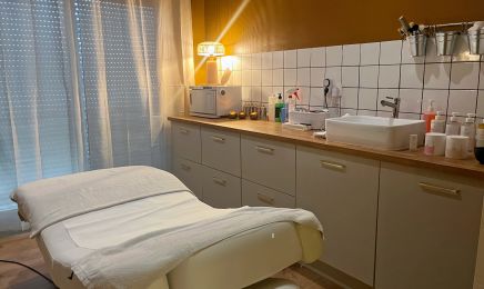 Les Soins de Chloé : Institut de beauté à Luc-la-Primaube