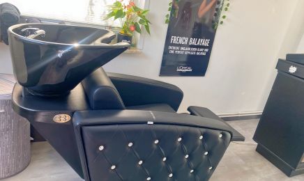Divine Hair by Bertha: Friseur in Rostock