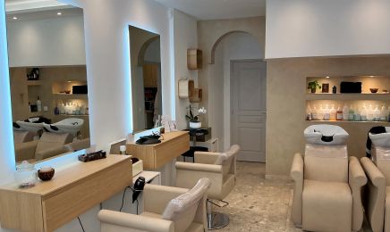 Nathalie Allavena Coiffeur coloriste : Coiffeur à Antibes