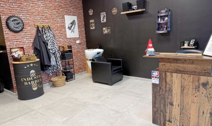Industry Barber chez CaliforniaGym Colombe  : Barbier à Colombe