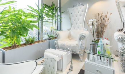 Julia Nails Bordeaux : Manucure à Bordeaux