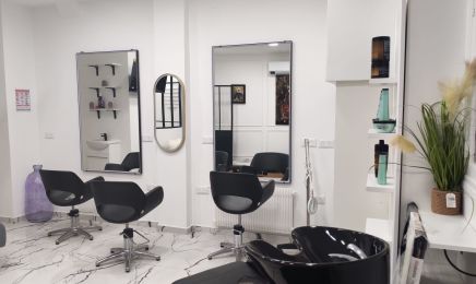 Les bains de Gentilly  : Coiffeur à Gentilly
