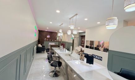 Les blondes et les brunes - Paris : Institut de beauté à Paris