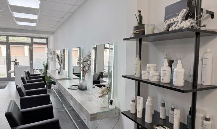 Salone Eleganza da Graziana: Friseur in Uhingen