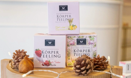Poren-Tief Cosmetic & Waxing: Kosmetikstudio in Hamburg