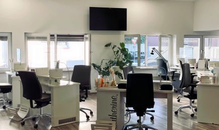 City Nagelstudio: Nagelstudio in Siegen
