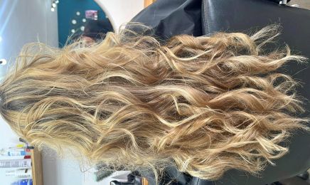C’ Dans l’Hair  : Coiffeur à Venelles