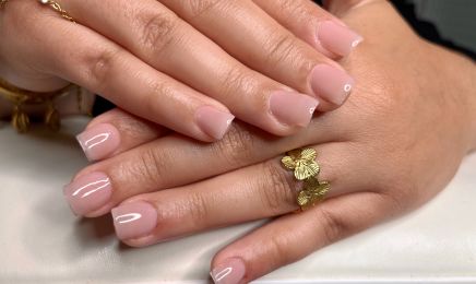 LEYOVA BEAUTÉ : Manucure à Brignoles
