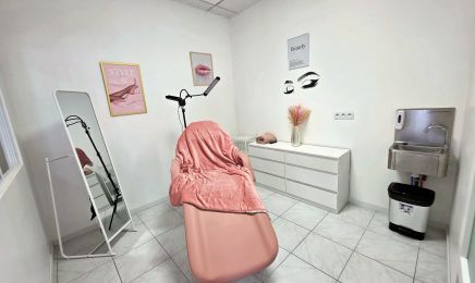 L'INSTANT BEAUTE BY CARO : Manucure à Lignan-sur-Orb