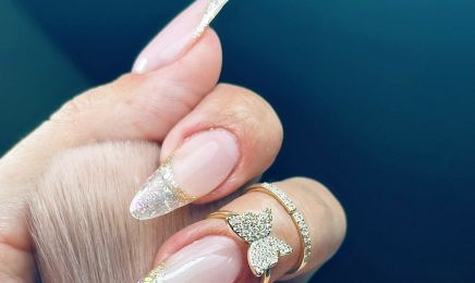 Mademoiselle Alexandra Beauty studio : Manucure à Pérols