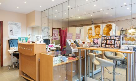 Anne-Audrey Soins Esthétiques : Manucure à Paris