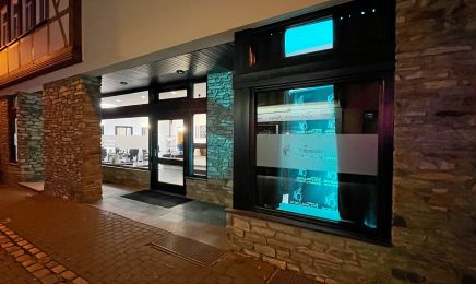 Friseur am Schillerplatz: Kosmetikstudio in Wetzlar