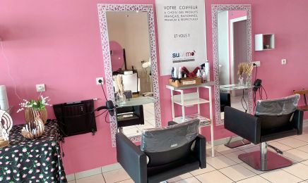 Ambiance tif coiffure : Barbier à Montils
