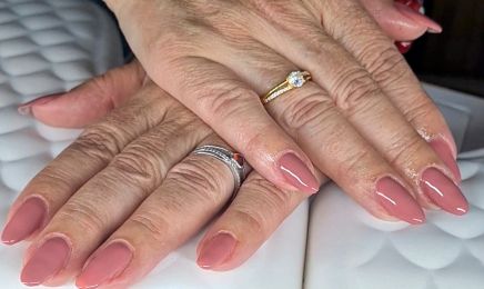 Panam Lash And Nails : Manucure à L'Isle-Adam